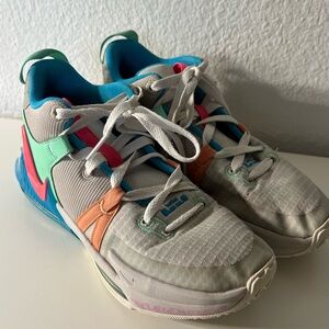 Nike LeBron Witness  Size 6Y Multicolor Athletic Shoe Sneakers DQ8650-003 Youth